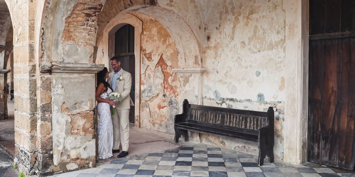 Portada de la boda en Playa Flamenco