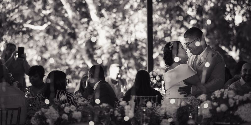 Portada de la boda en Playa Flamenco